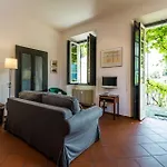 Terrace With A View! * Moltrasio