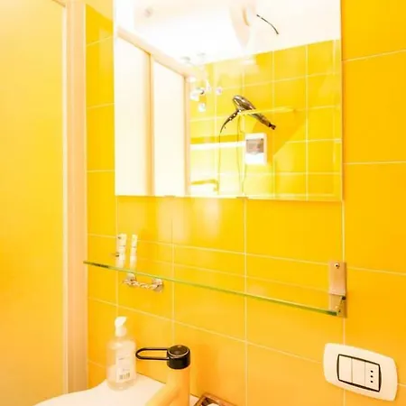 Terrace With A View! דירה *