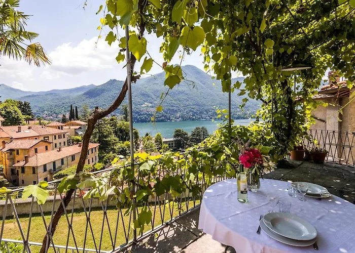 Apartament Terrace With A View! Moltrasio